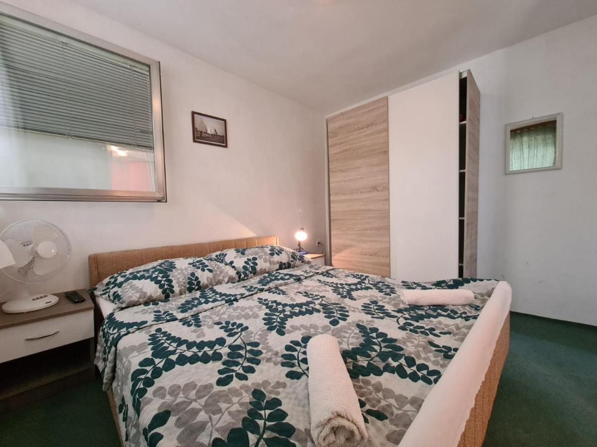 App & Rooms Rovinj 1068 Exterior photo